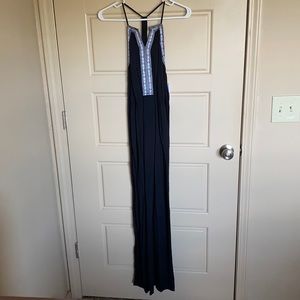 Strappy Sundress. Black with white detail.